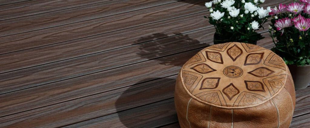 Natural looking wood grain